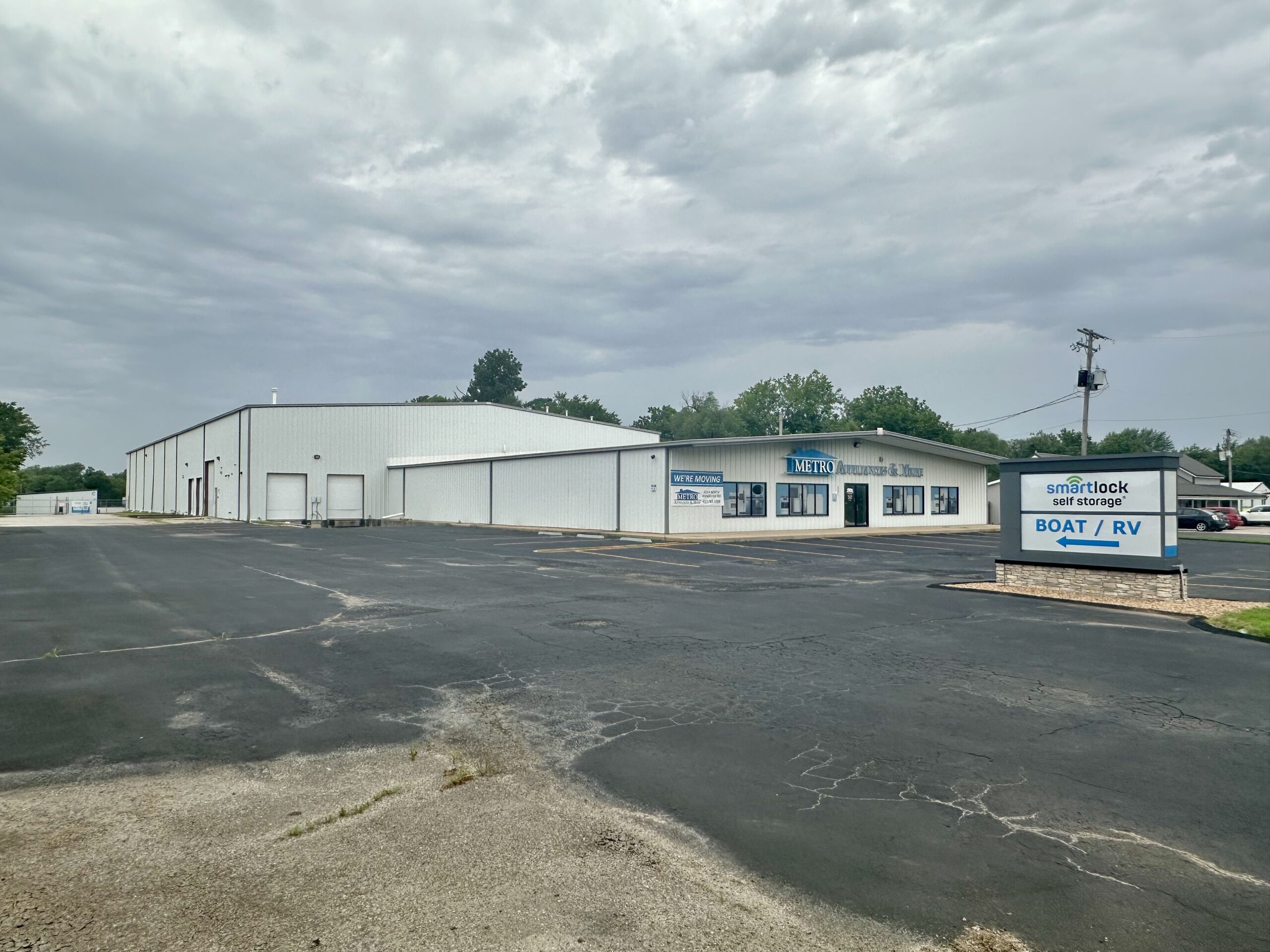 Warehouse, Offices, Showroom For Sale