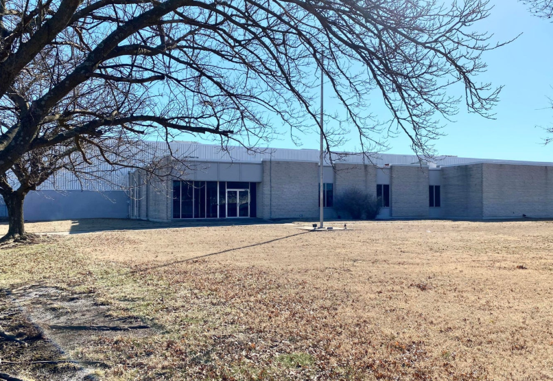 Spacious Office with 18 Private Offices for Lease