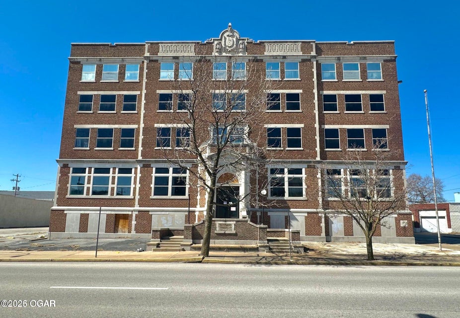 510 S Wall St, Joplin, MO