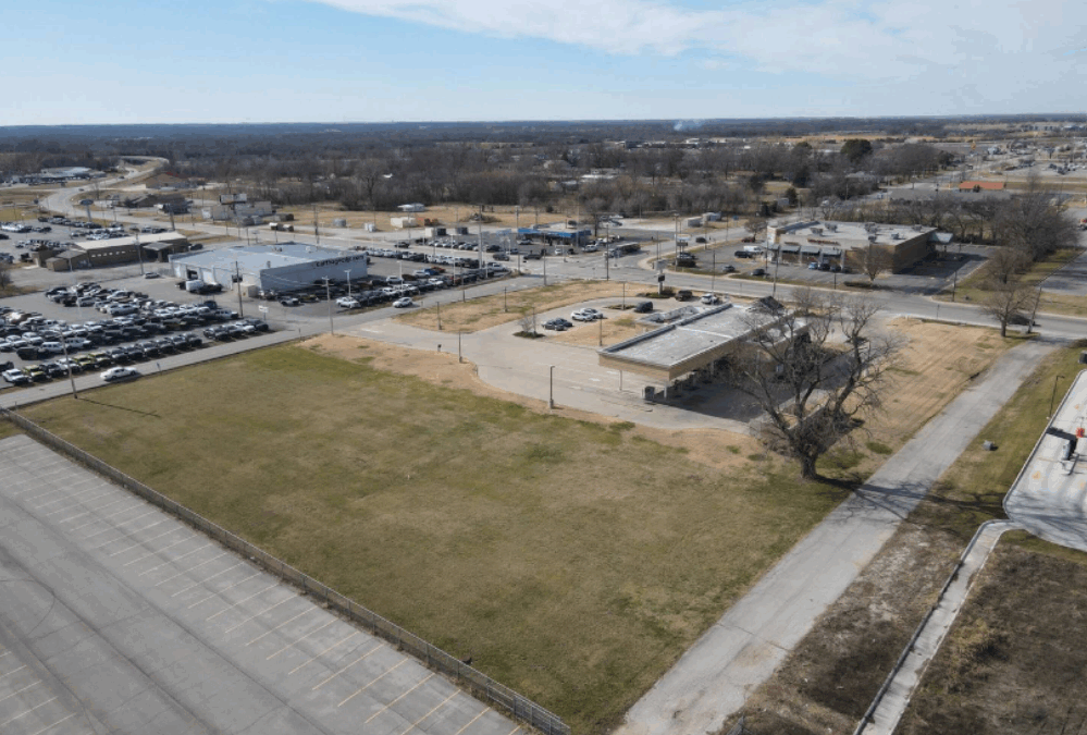 For Sale: Exceptional With High-Traffic 1.45± Acre Land